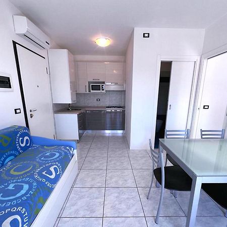 Residence Villa Regina Бибионе Екстериор снимка